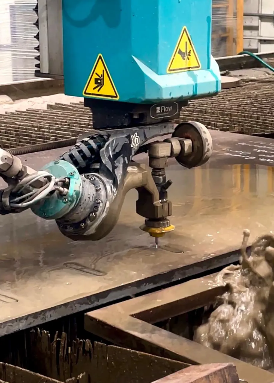 Corte Waterjet